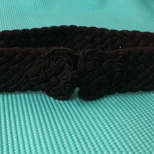 Omega stretch braided belt, medium
